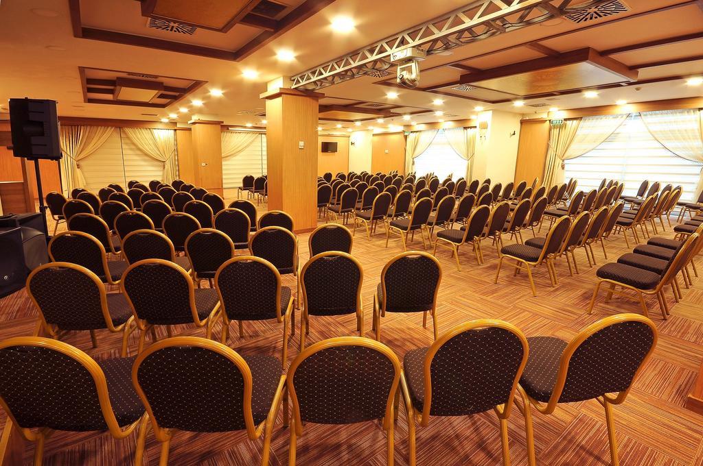 Imperial Park Hotel ازميت المظهر الخارجي الصورة