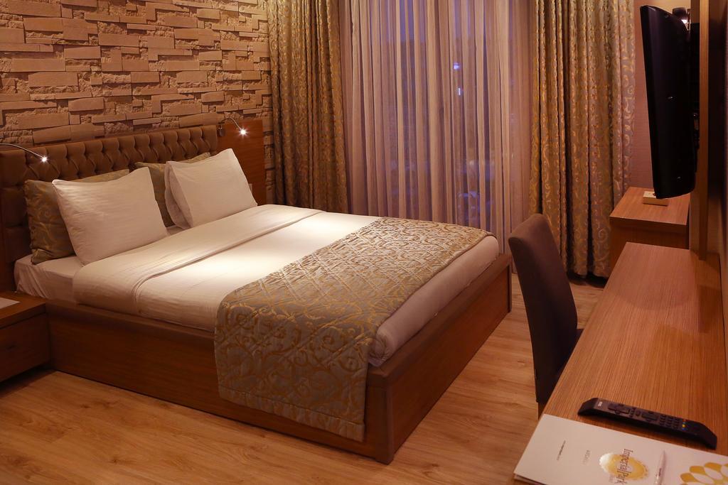 Imperial Park Hotel ازميت الغرفة الصورة