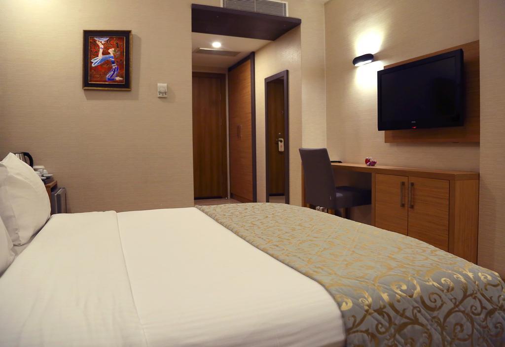 Imperial Park Hotel ازميت الغرفة الصورة