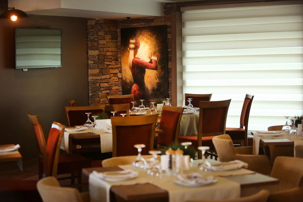 Imperial Park Hotel ازميت المظهر الخارجي الصورة