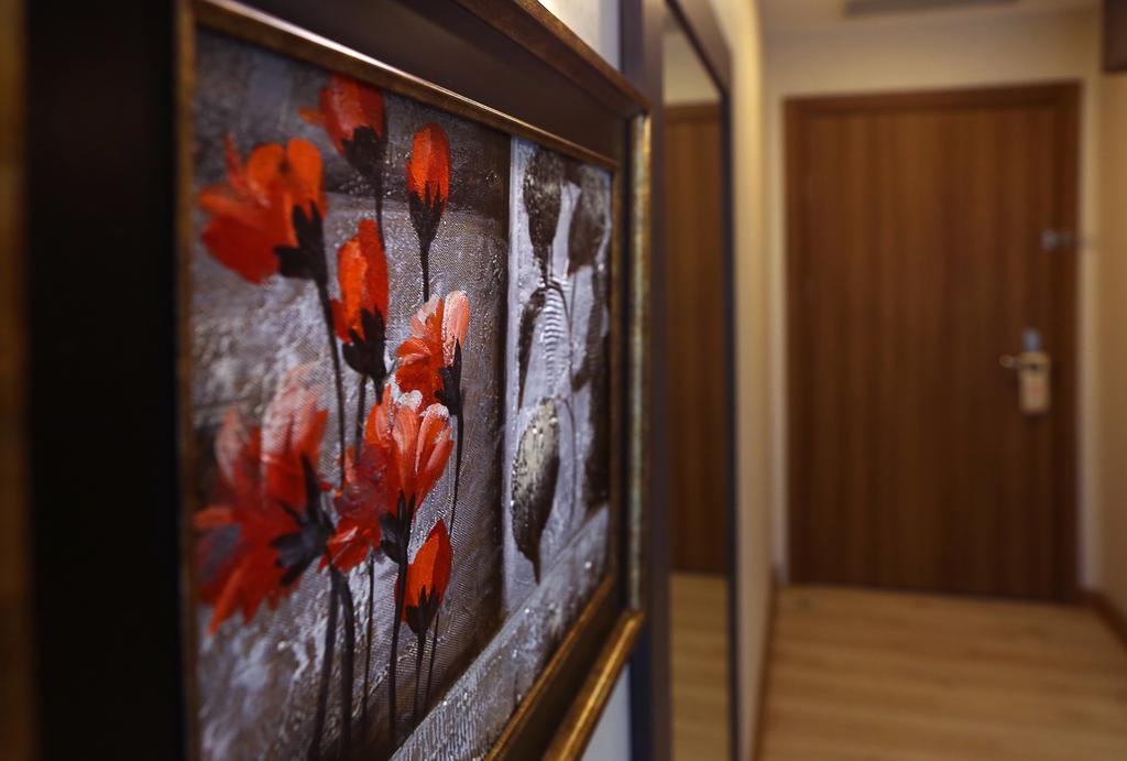Imperial Park Hotel ازميت المظهر الخارجي الصورة