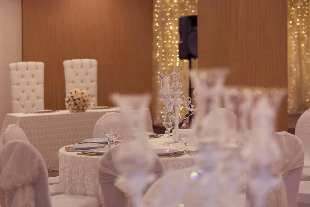 Imperial Park Hotel ازميت المظهر الخارجي الصورة