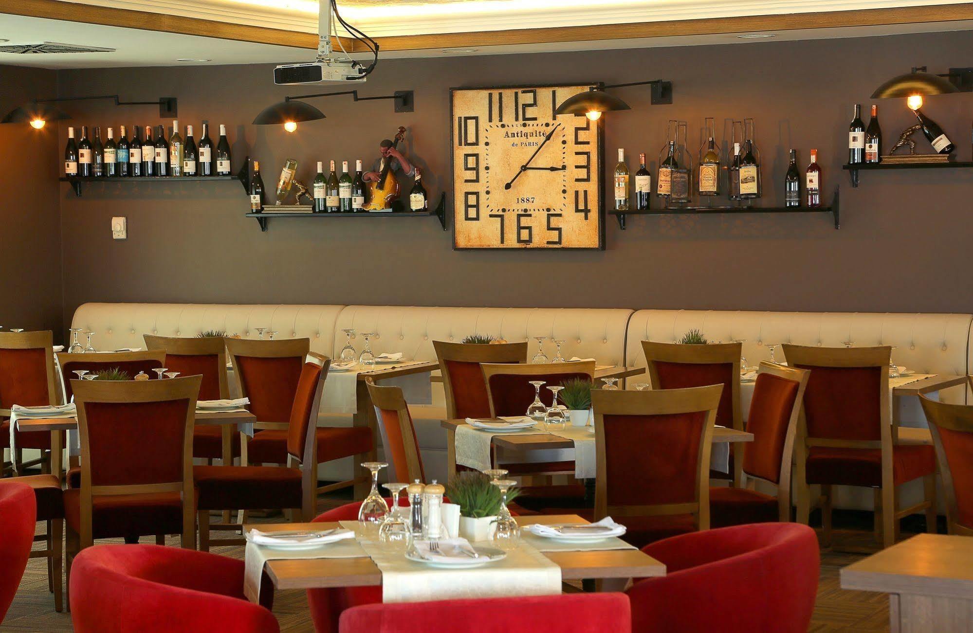 Imperial Park Hotel ازميت المظهر الخارجي الصورة